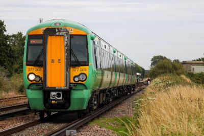 377203 at Barnham. &copy; South Coast Trainspotter
