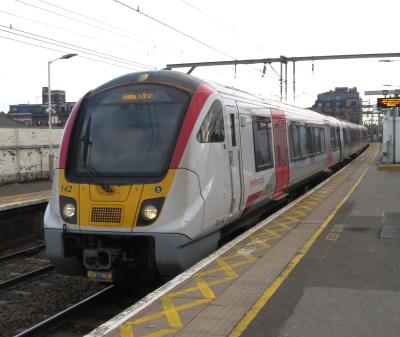 720142 at Bethnal Green. &copy; Geoff