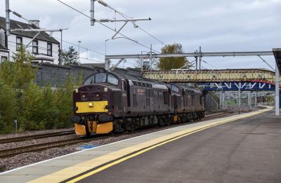 37685,37518 at Carstairs. &copy; Brodie