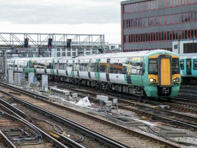 377214 at London Bridge. &copy; llamafish
