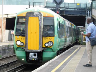 377610 at East Croydon. &copy; Trainman5862