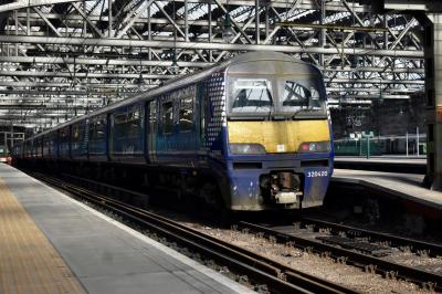 photo of 320420 at Glasgow Central