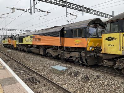 66850 at Swindon. &copy; Pistolpete008