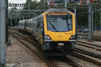 331004 at Leeds. &copy; llamafish