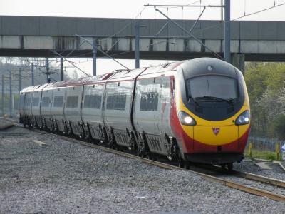 390037 at Milton Keynes Central. &copy; llamafish