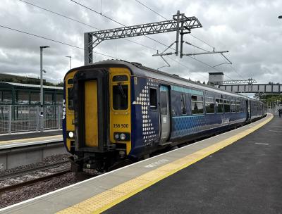156500 - Class 156 / Diesel mechanical / hydraulic multiple unit sets ...