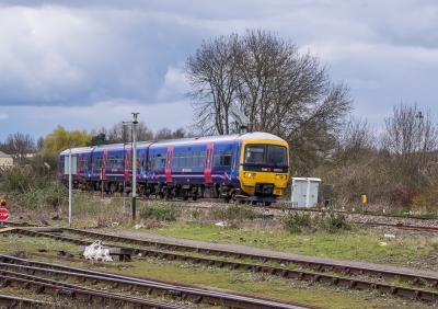 165110 at Didcot Parkway. &copy; Shotts
