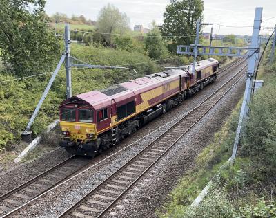 66176,66096 at Wootton Bassett Junction. &copy; BigKev