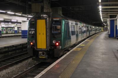 350101 at London Euston. &copy; South Coast Trainspotter