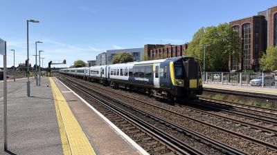 444012 at Eastleigh. &copy; Luivery