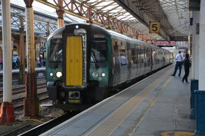 350103 at Crewe. &copy; AJax