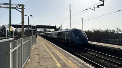 807006 at Cheddington. &copy; Luivery