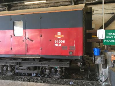94006 Coach at Old Oak Common HST Depot. &copy; Pape_Timmo