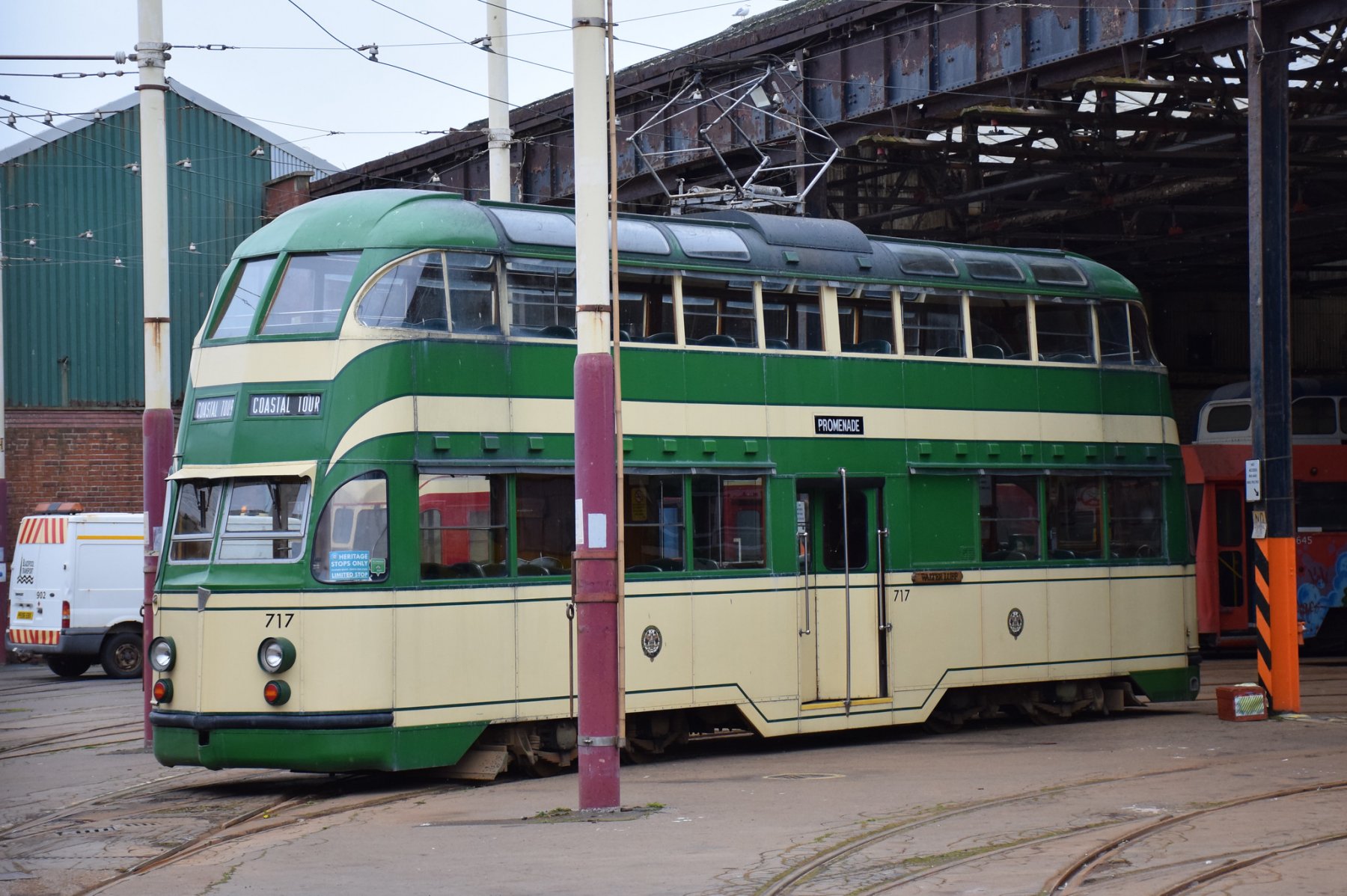 Photo of BT 717 at Rigby Road (Blackpool Tramway) — trainlogger