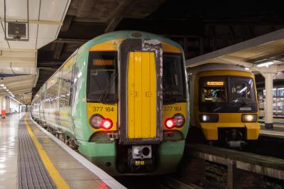377164,465020 at London Victoria. &copy; Zain