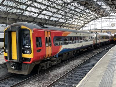 158806 at Liverpool Lime Street. &copy; BigKev