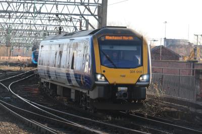 331018 at Manchester Piccadilly. &copy; ConnorsRailPhotography