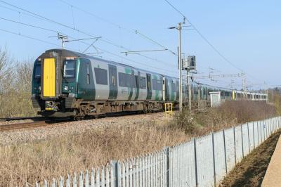 350115 at Kingsthorpe. &copy; llamafish