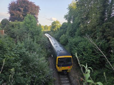 165122 at Maidenhead. &copy; MikeMOL