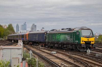93010,458535 at Clapham Junction. &copy; Zain