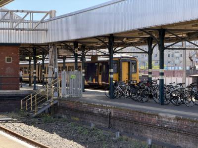 156422 at Stockport. &copy; Luivery