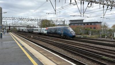 807007 at Crewe. &copy; Luivery