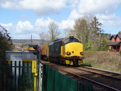 37610 at Stroud (Gloucs). &copy; Western Campaigner