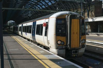 379025 at London Kings Cross. &copy; llamafish