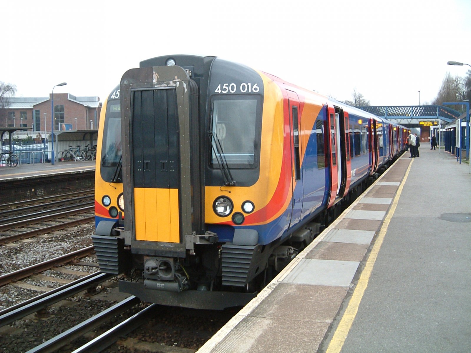 Photo of 450016 at Fleet — trainlogger