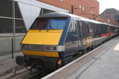 91113 at Doncaster. &copy; Byron5574