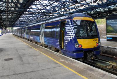 170430 at Dundee. &copy; South Coast Trainspotter