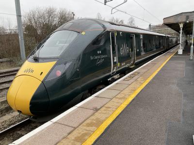 800009 at Swindon. &copy; Pistolpete008