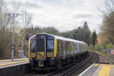 450070 at Aldershot. &copy; Zain