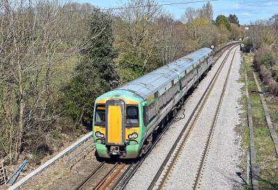 377465 at Bedhampton. &copy; Bestieboy