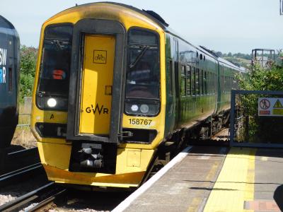 158767 at Hilsea. &copy; Trainman5862