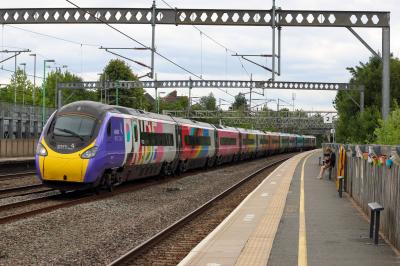 390119 at Tamworth. &copy; South Coast Trainspotter