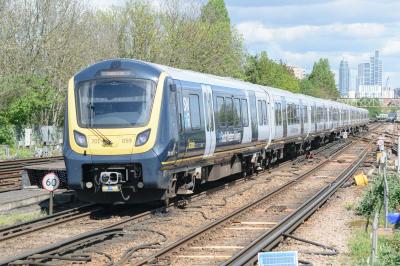 photo of 701059 at Clapham Junction