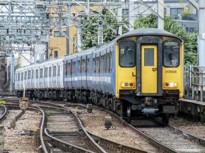 317668 at Bethnal Green. &copy; llamafish