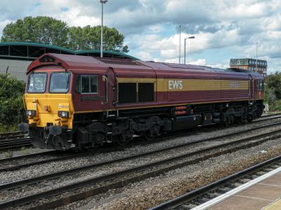 59204 at Westbury. &copy; llamafish