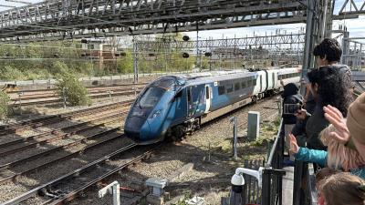807003 at Crewe. &copy; Luivery