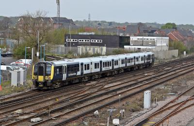 photo of 450008 at Eastleigh