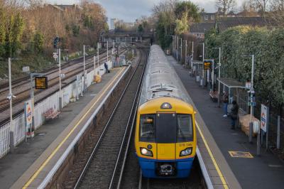 378146 at Wandsworth Road. &copy; Zain