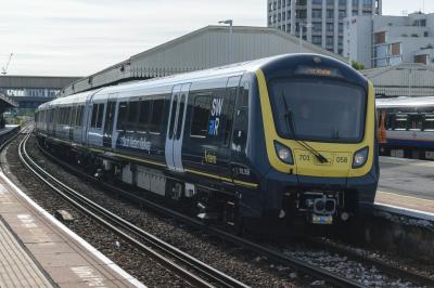 701058 at Clapham Junction. &copy; llamafish