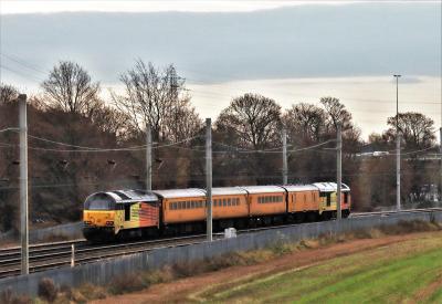 67023 at Winwick. &copy; stevexos
