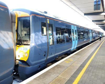 375306 at Ashford International. &copy; Geoff