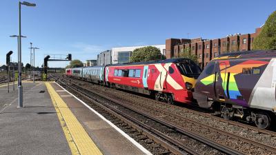 220027 at Eastleigh. &copy; Luivery