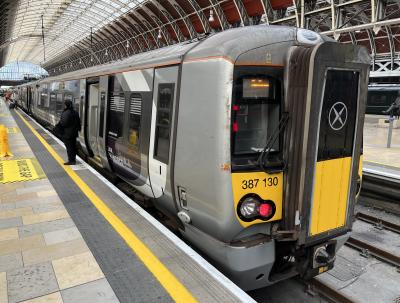 387130 at London Paddington. &copy; BigKev