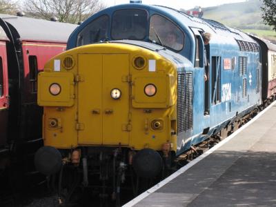 37324 at Gloucestershire Warwickshire Railway. &copy; Byron5574