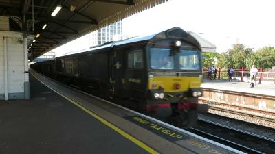 66689 at Clapham Junction. &copy; Geoff