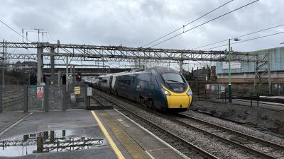 390141 at Nuneaton. &copy; Luivery